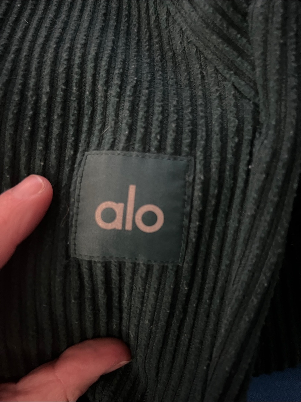 Alo Yoga Muse 2 Piece Cropped Hoodie and Jogger Set Small - Picture 7 of 8